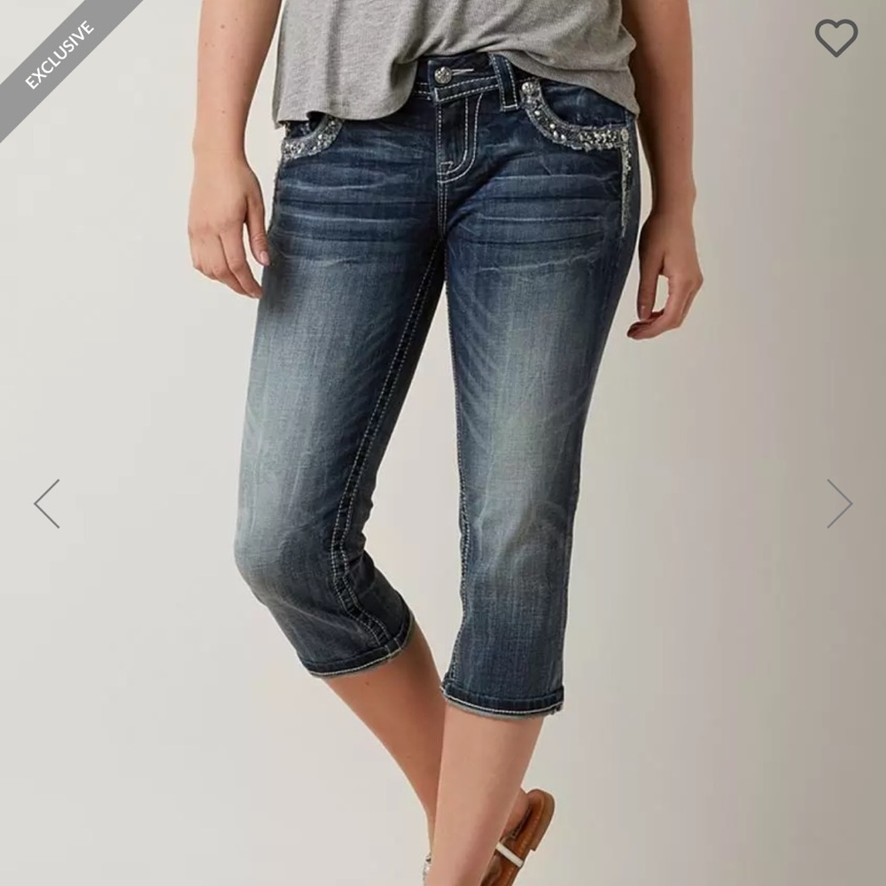 Miss Me Easy Stretch Mid Rise Cropped Capri Jeans 27
